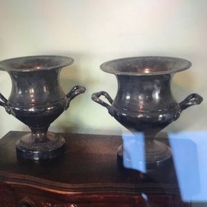 Vintage Metal ice bucket/urn